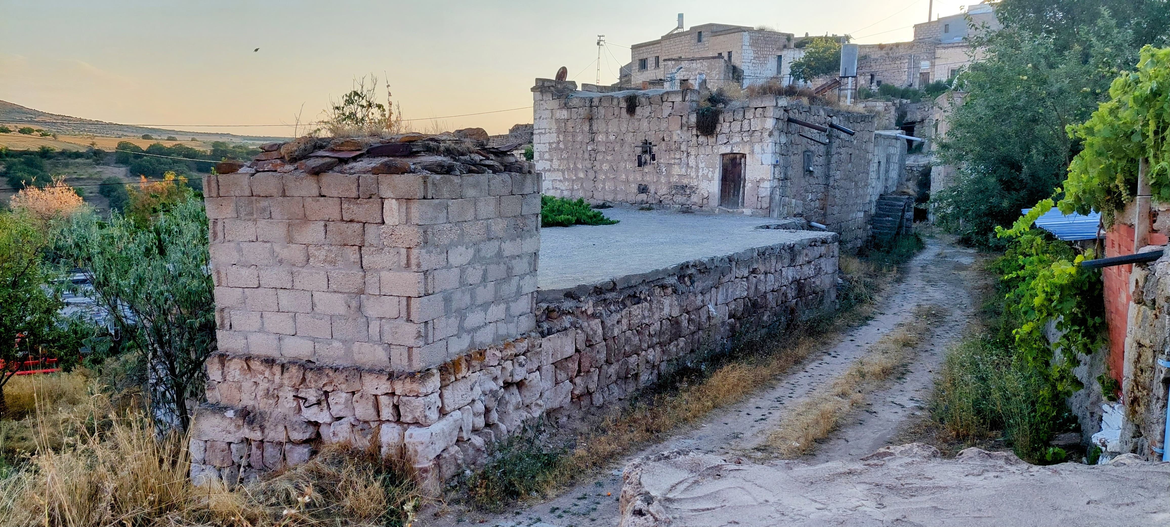 ÜRGÜP/AĞCAÖREN 352m2 BUTİK OTEL YAPIMINA UYGUN